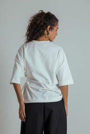 camisetão oversized ajustável com botões