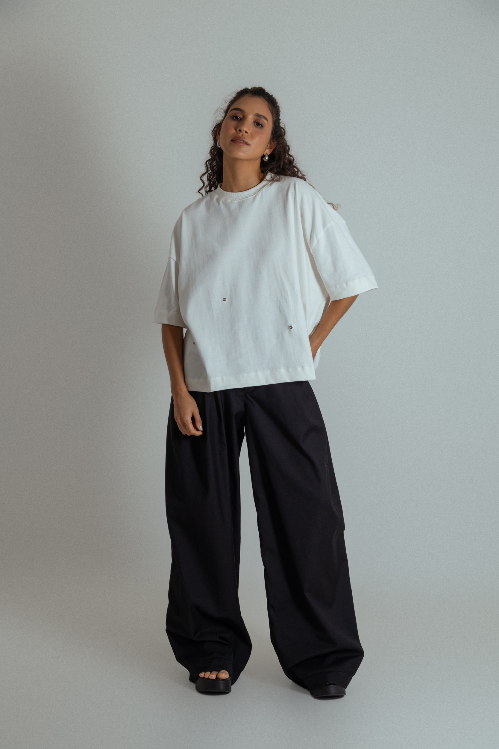 camisetão oversized ajustável com botões