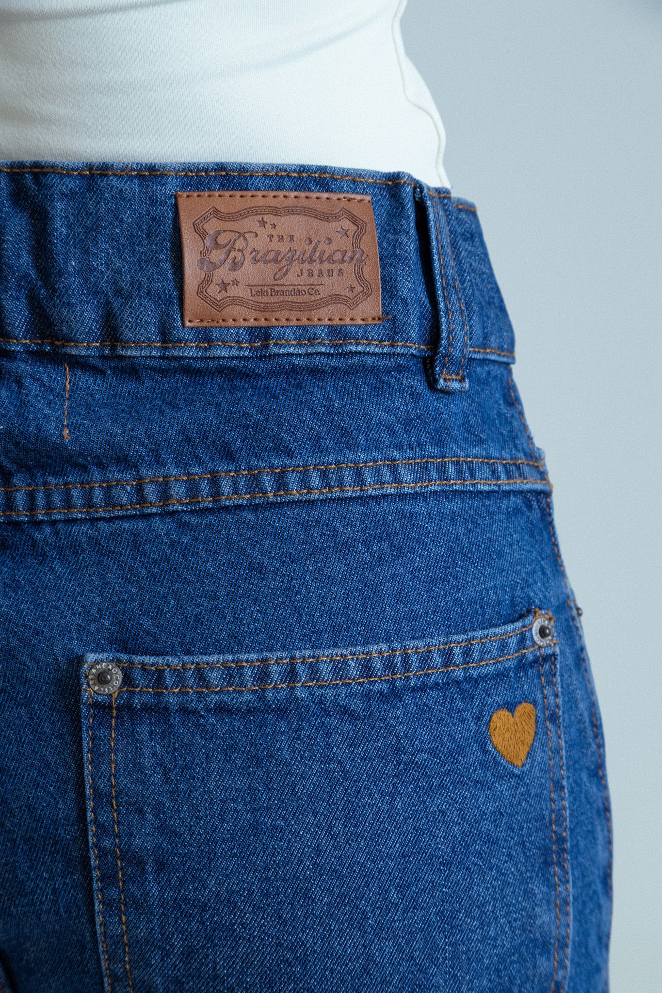 calça jeans ajustável laço denim blue