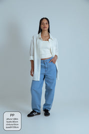 calça jeans ajustável mom light blue