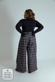 calça alfaiataria ajustável xadrez chefa