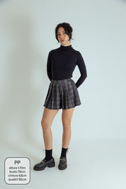 mini short saia plissado xadrez