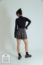 mini short saia plissado xadrez