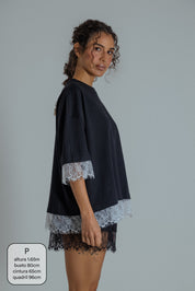 camisetão oversized com renda