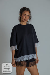 camisetão oversized com renda