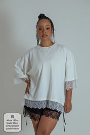 camisetão oversized com renda