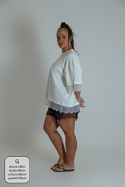 camisetão oversized com renda