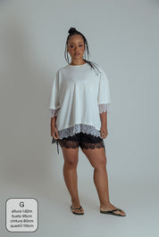 camisetão oversized com renda