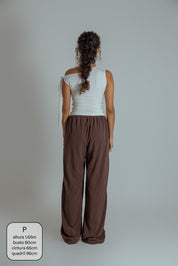calça franzida com altura ajustável