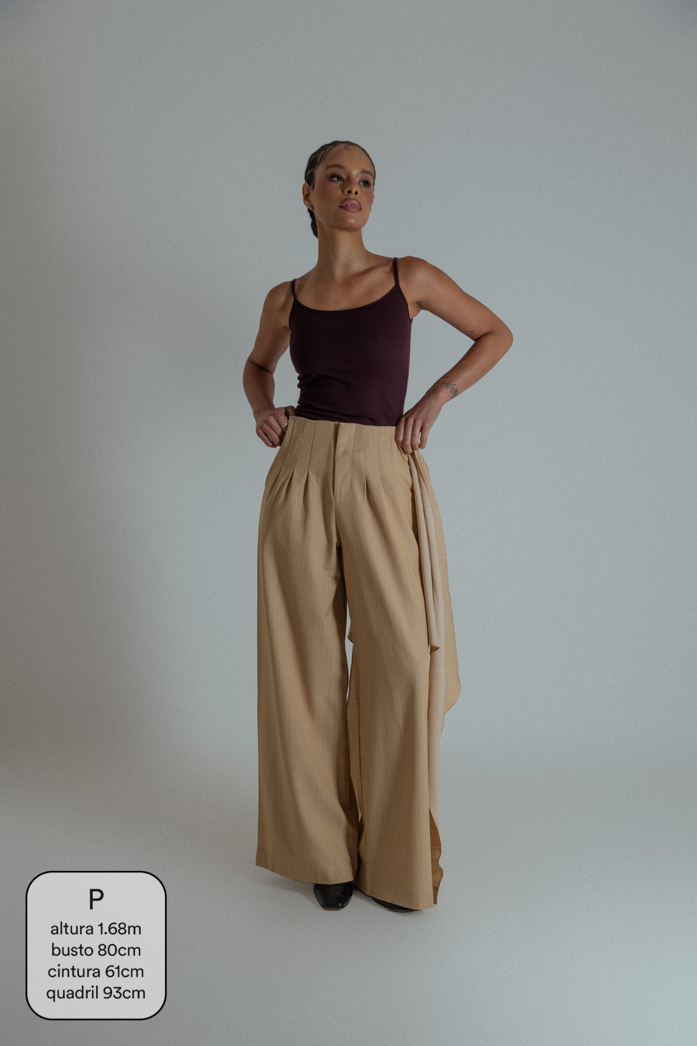 calça drama | calça de alfaiataria com amarração sobreposta