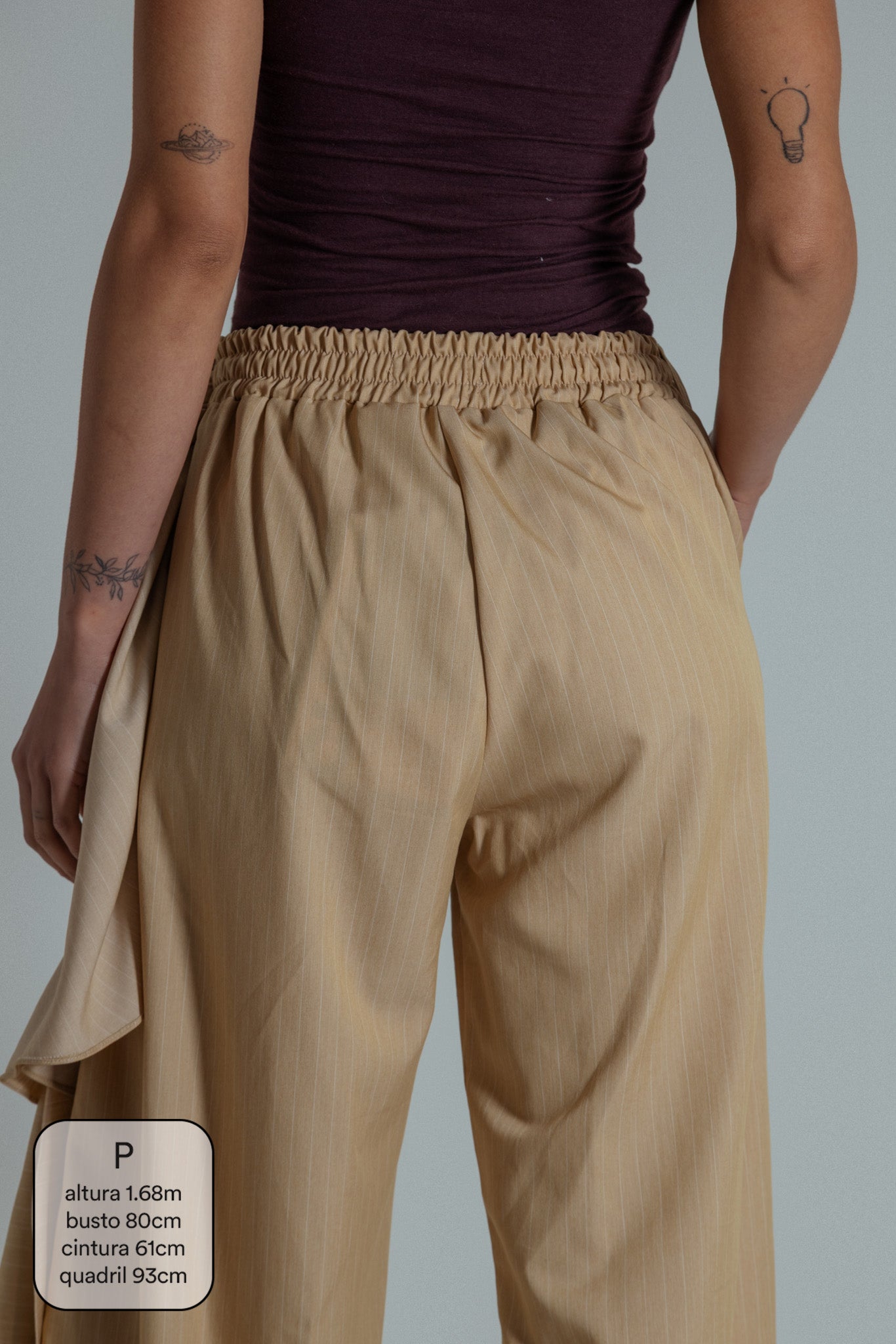 calça drama | calça de alfaiataria com amarração sobreposta