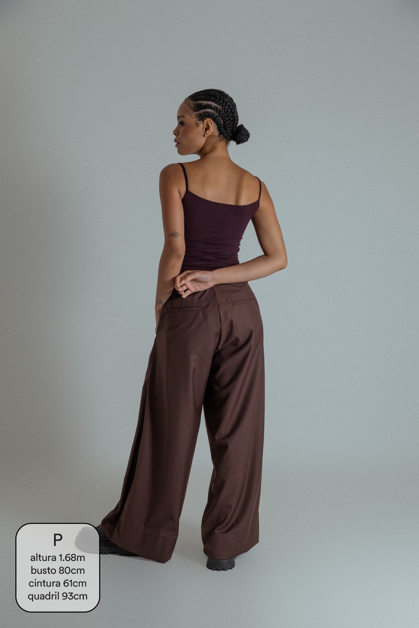 calça alfaiataria ajustável chefa