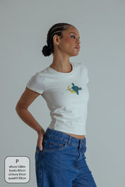 baby tee lua collab tarsila do amaral