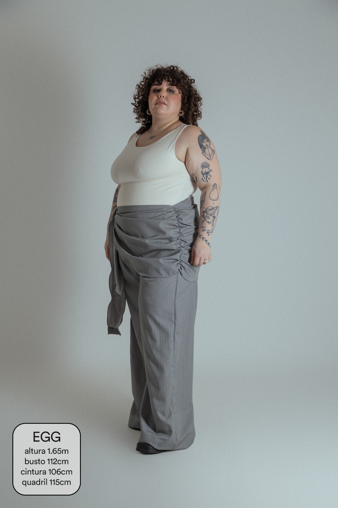 calça drama | calça de alfaiataria com amarração sobreposta