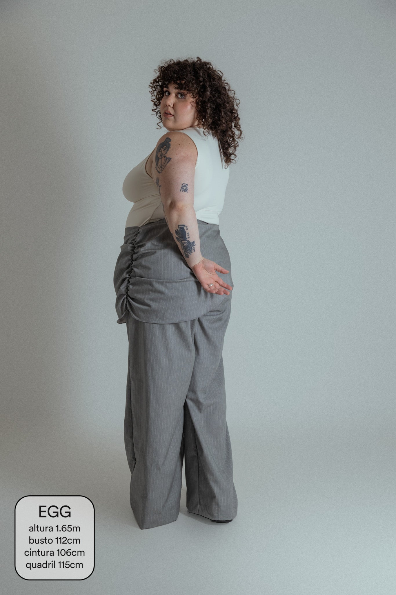 calça drama | calça de alfaiataria com amarração sobreposta
