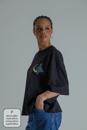 camisetão lua collab tarsila do amaral