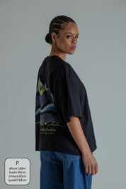 camisetão lua collab tarsila do amaral