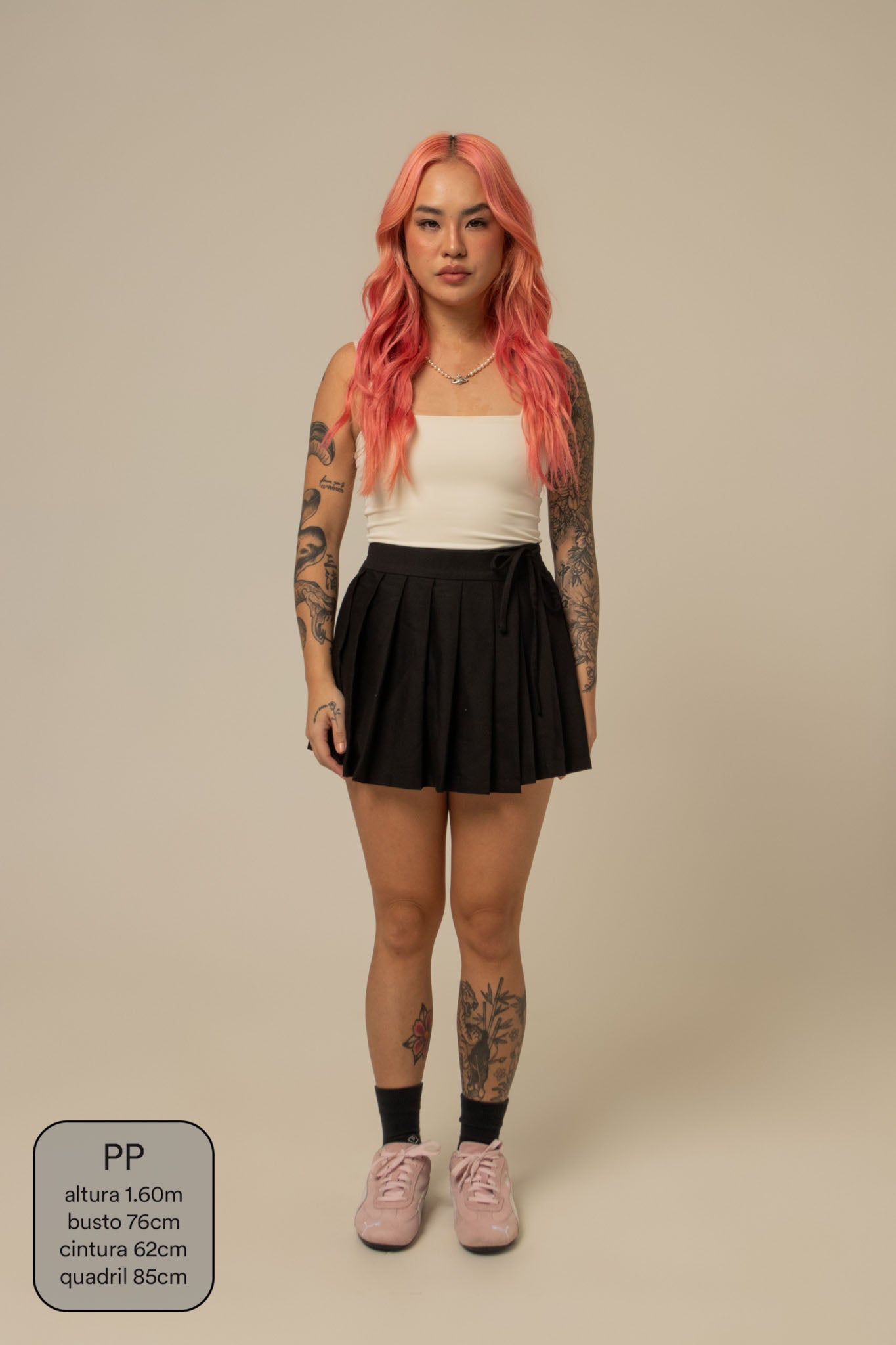 mini saia shorts plissada chefa