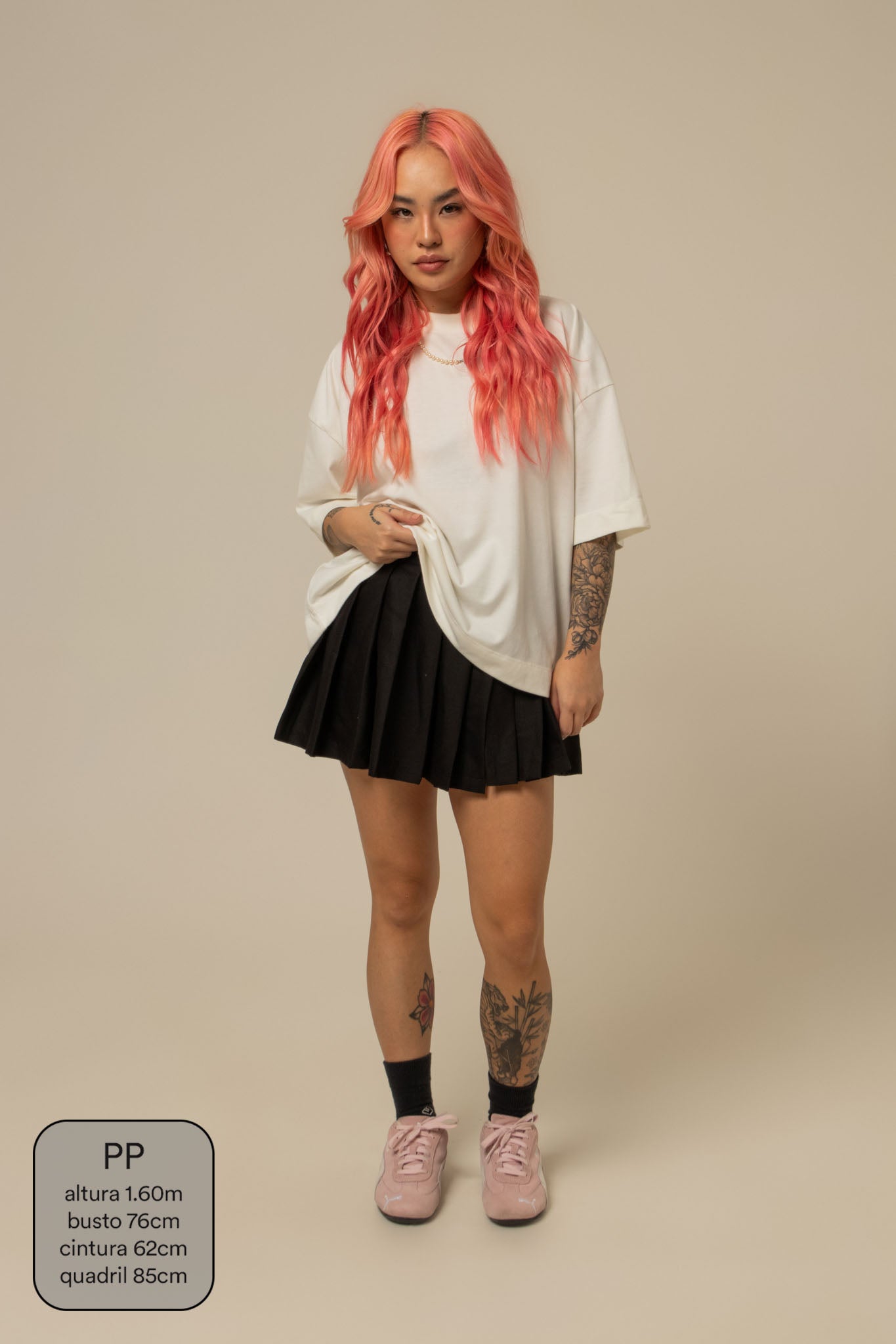 mini saia shorts plissada chefa