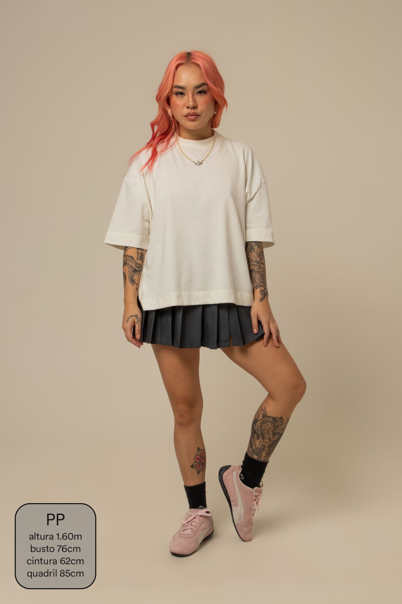 mini saia shorts plissada chefa