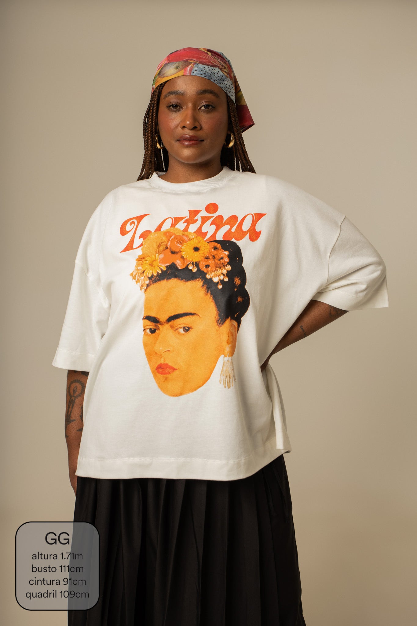 camisetão latina collab frida & lela