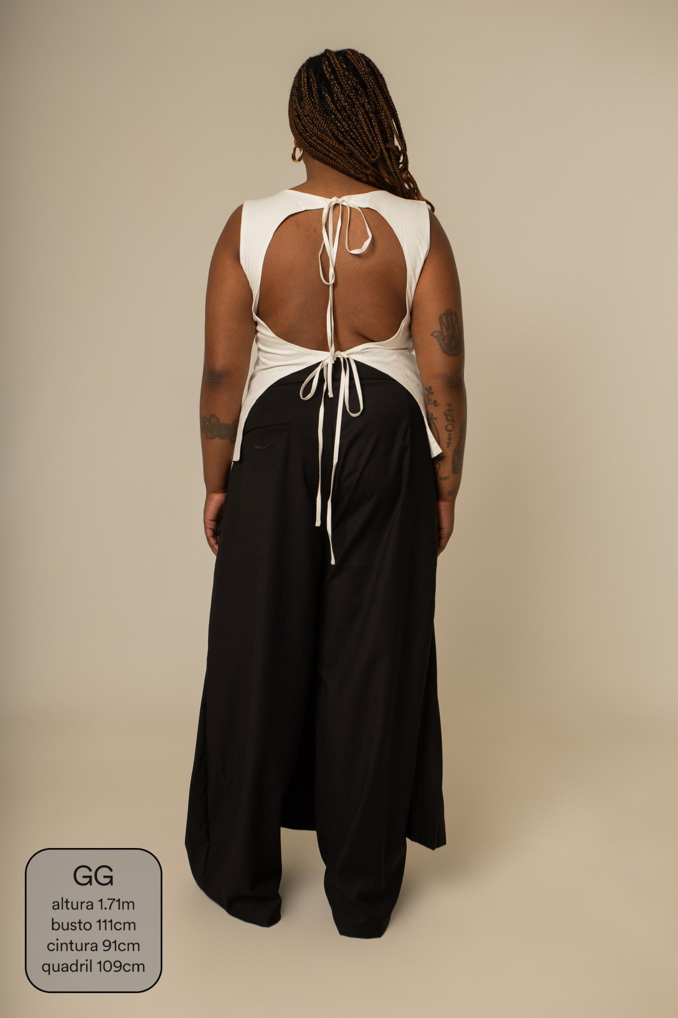 blusa costas abertas collab frida & lela