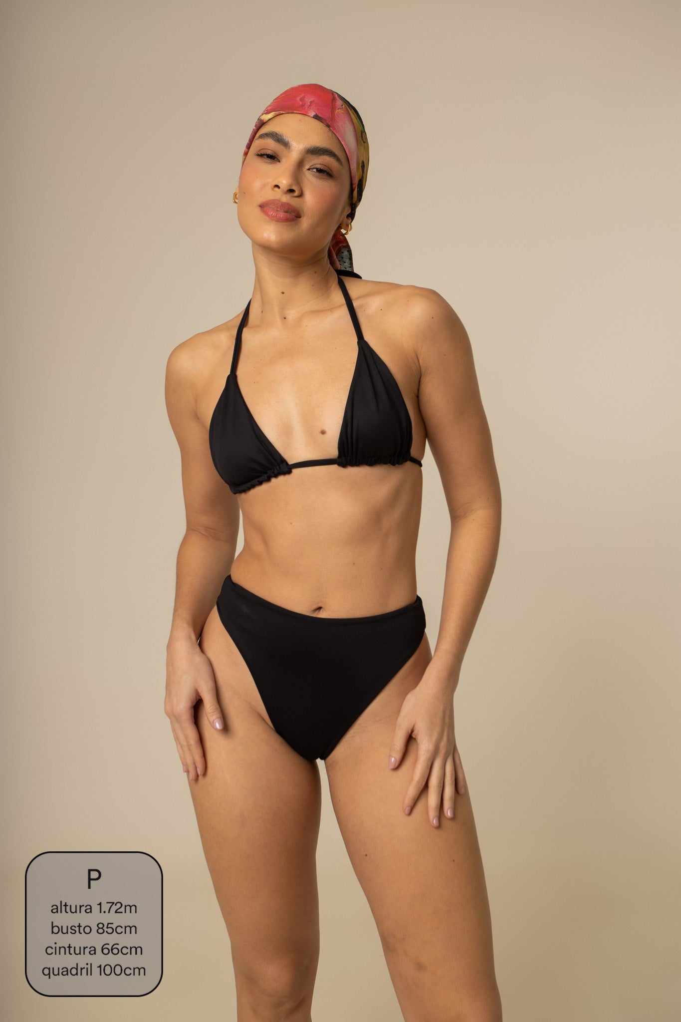 top triângulo collab frida & lela