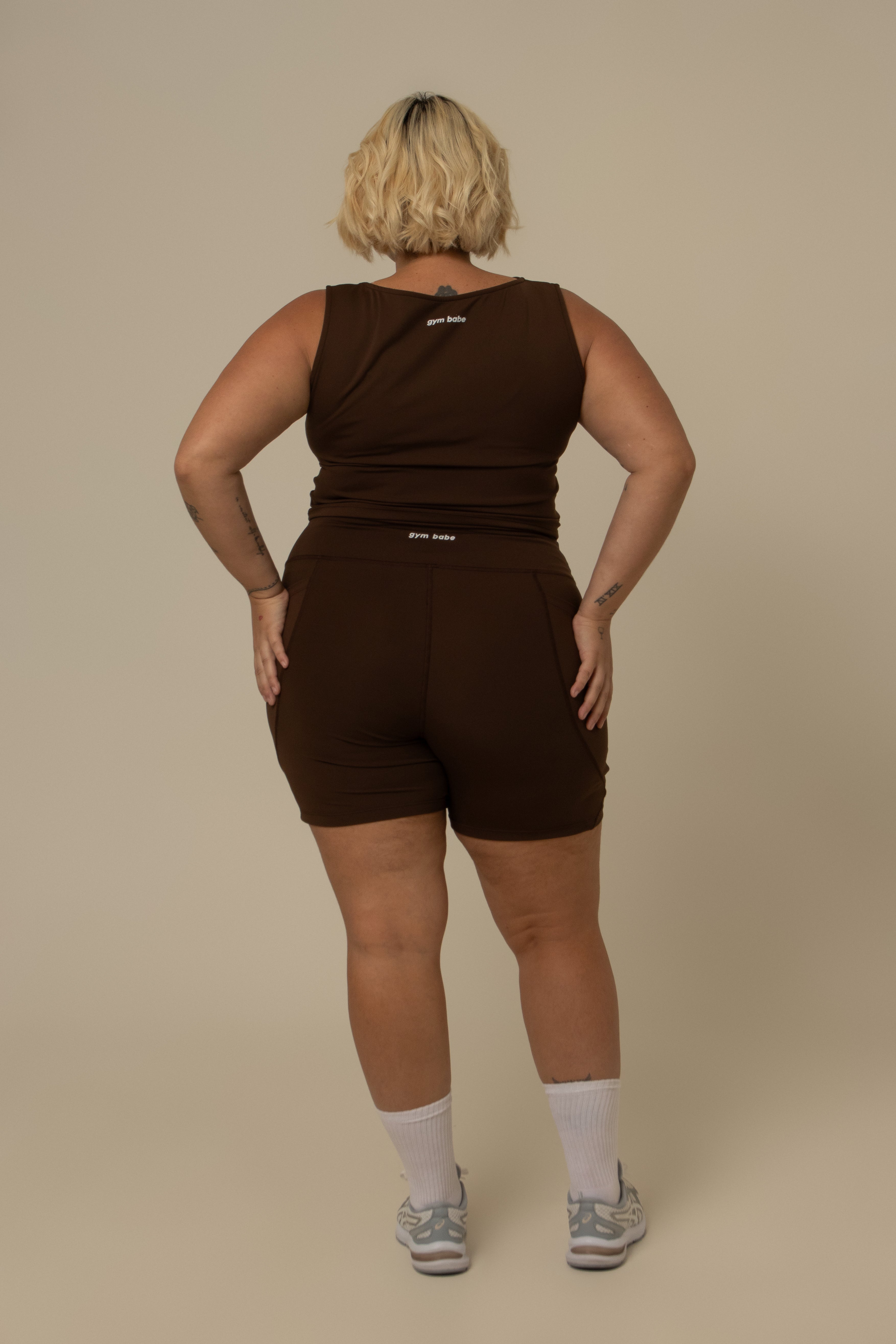 short compress gym babe | short fitness com bolsos