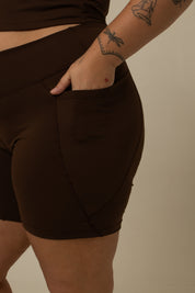 short compress gym babe | short fitness com bolsos