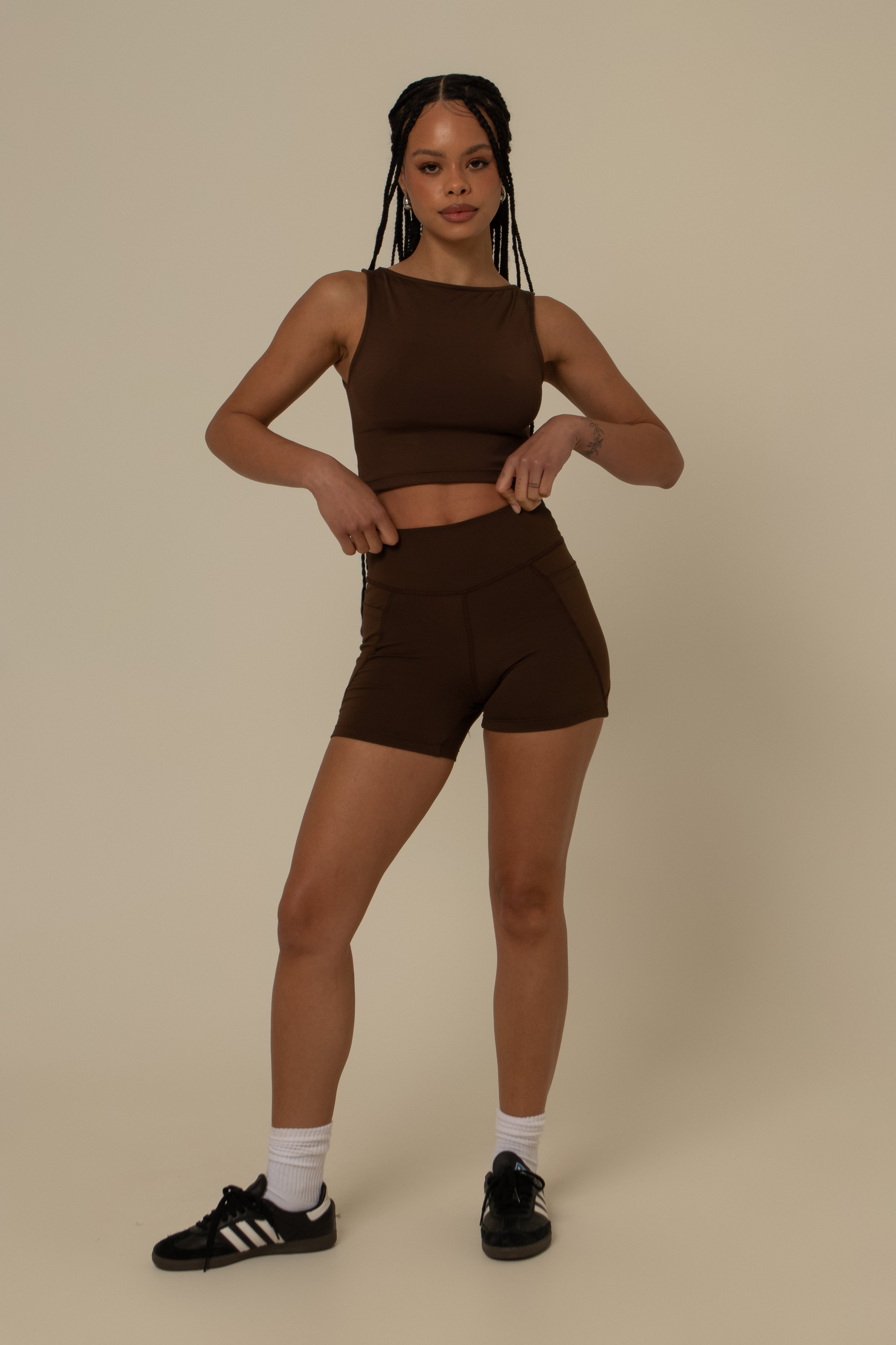 short compress gym babe | short fitness com bolsos