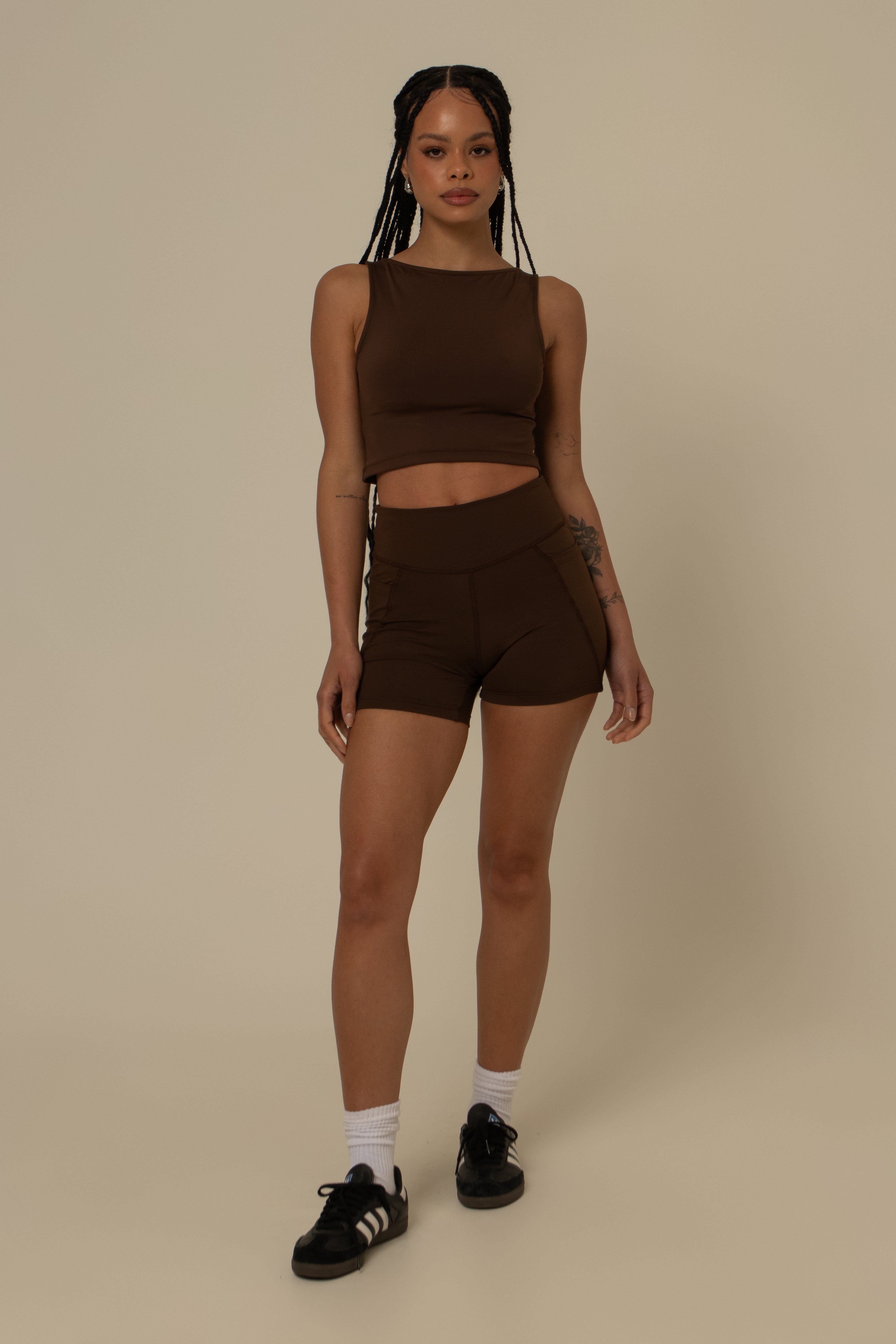 short compress gym babe | short fitness com bolsos