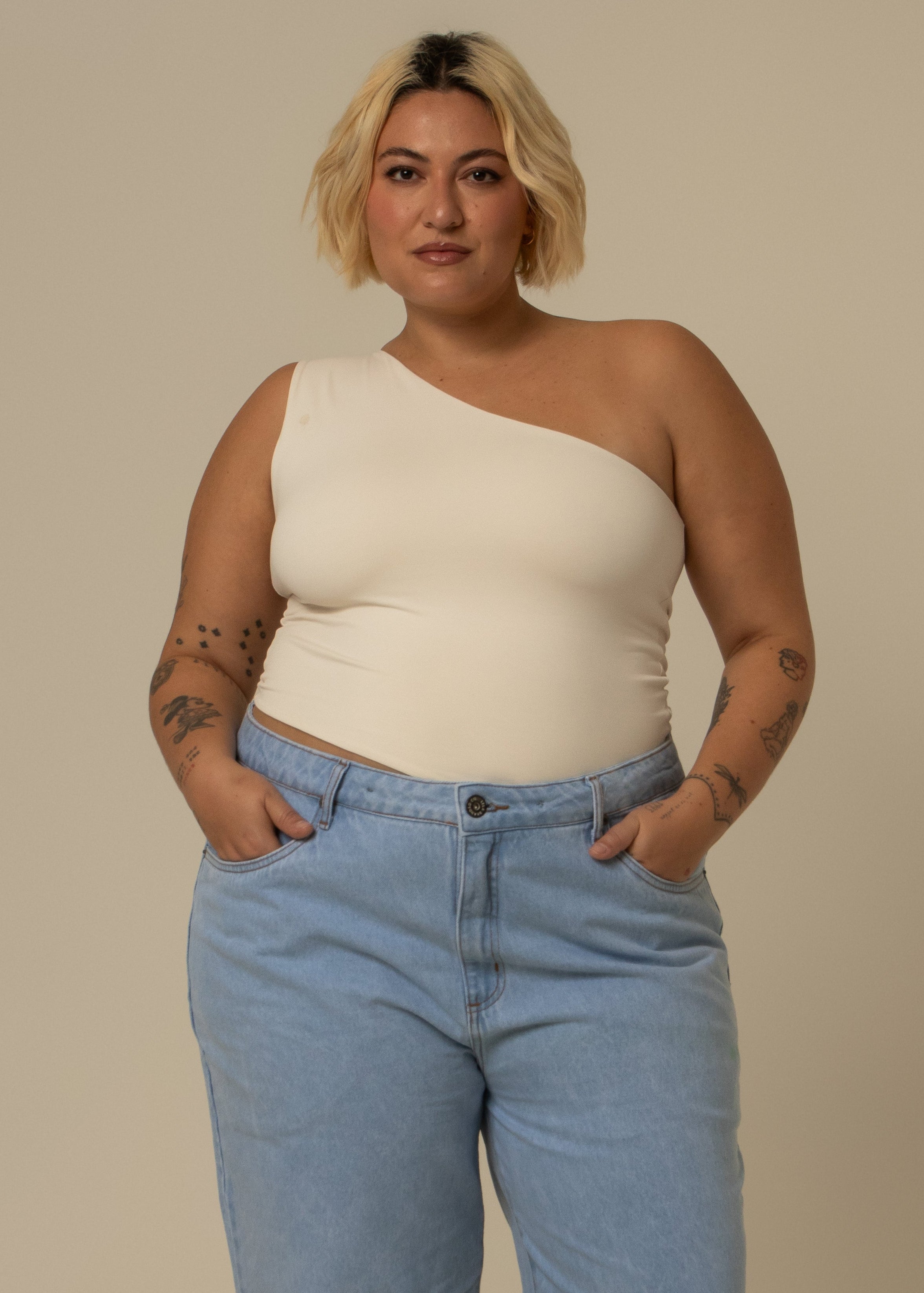 blusa assimétrica desejo clássica