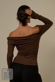 blusa manga longa ombro a ombro