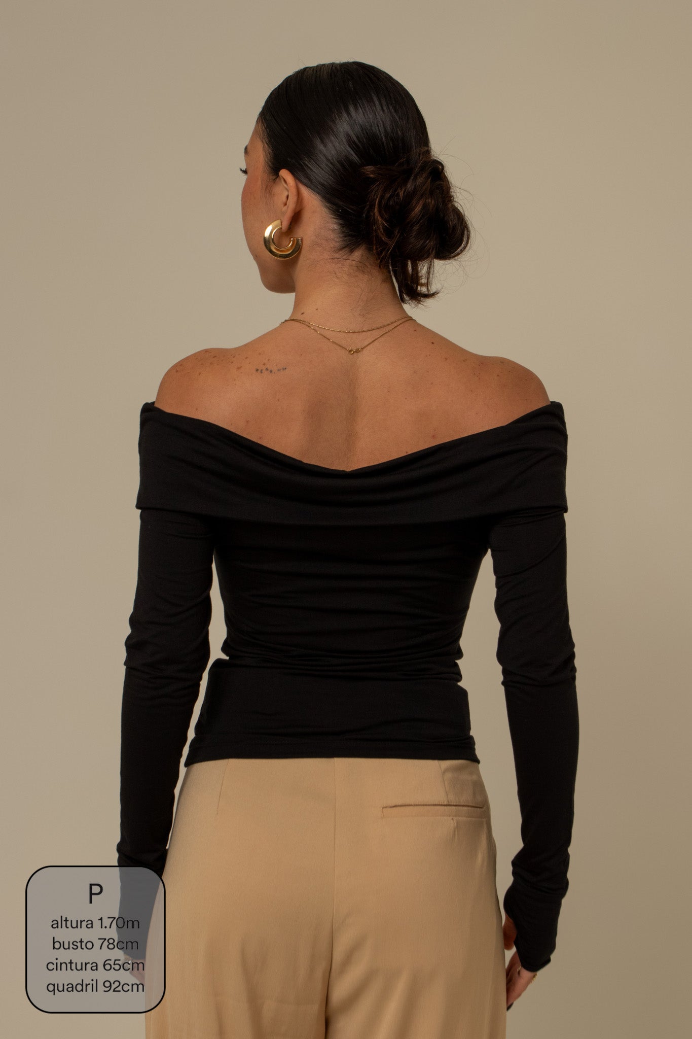 blusa manga longa ombro a ombro