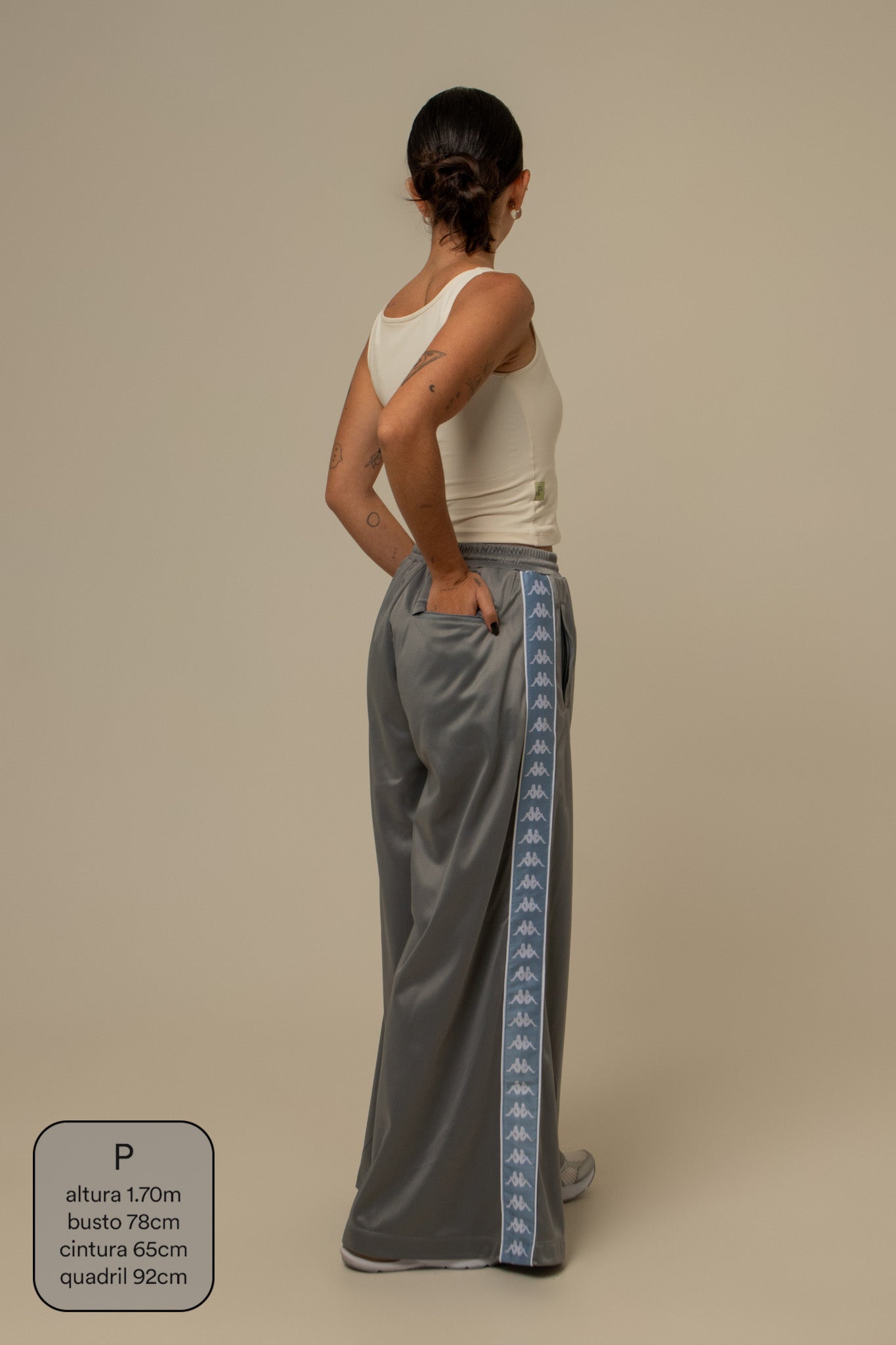 calça tracksuit wide lela & kappa