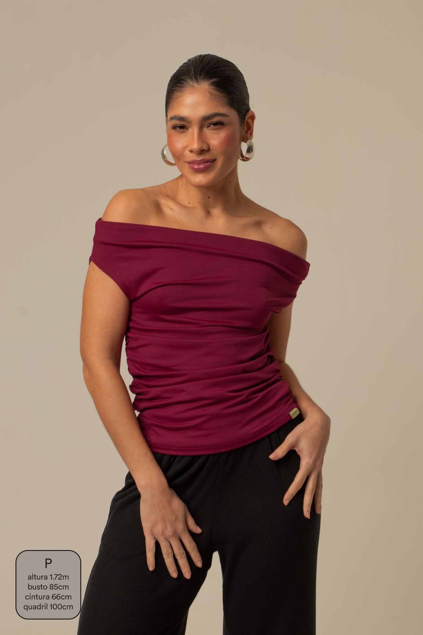 blusa ombro a ombro clássica