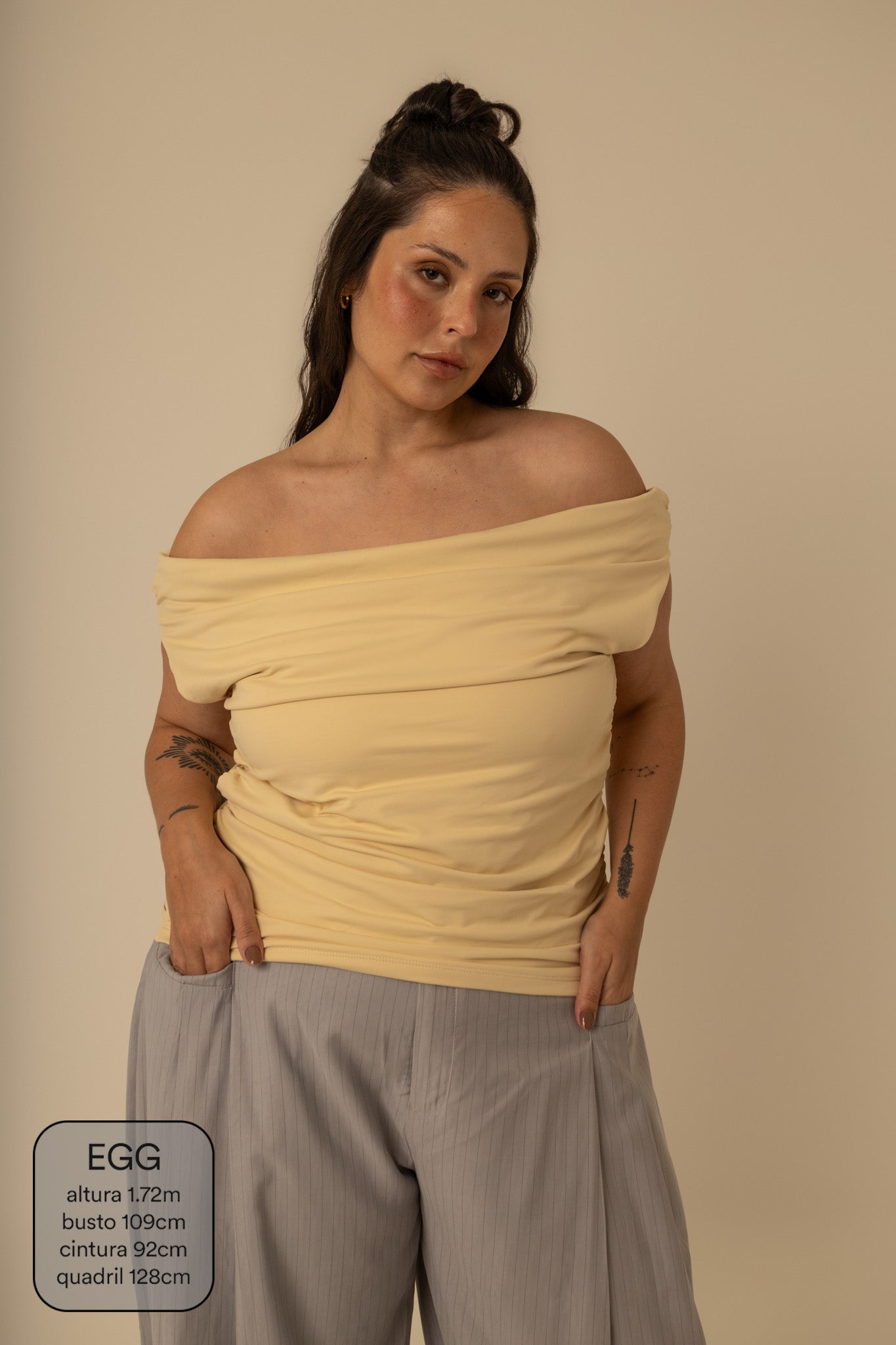 blusa ombro a ombro clássica