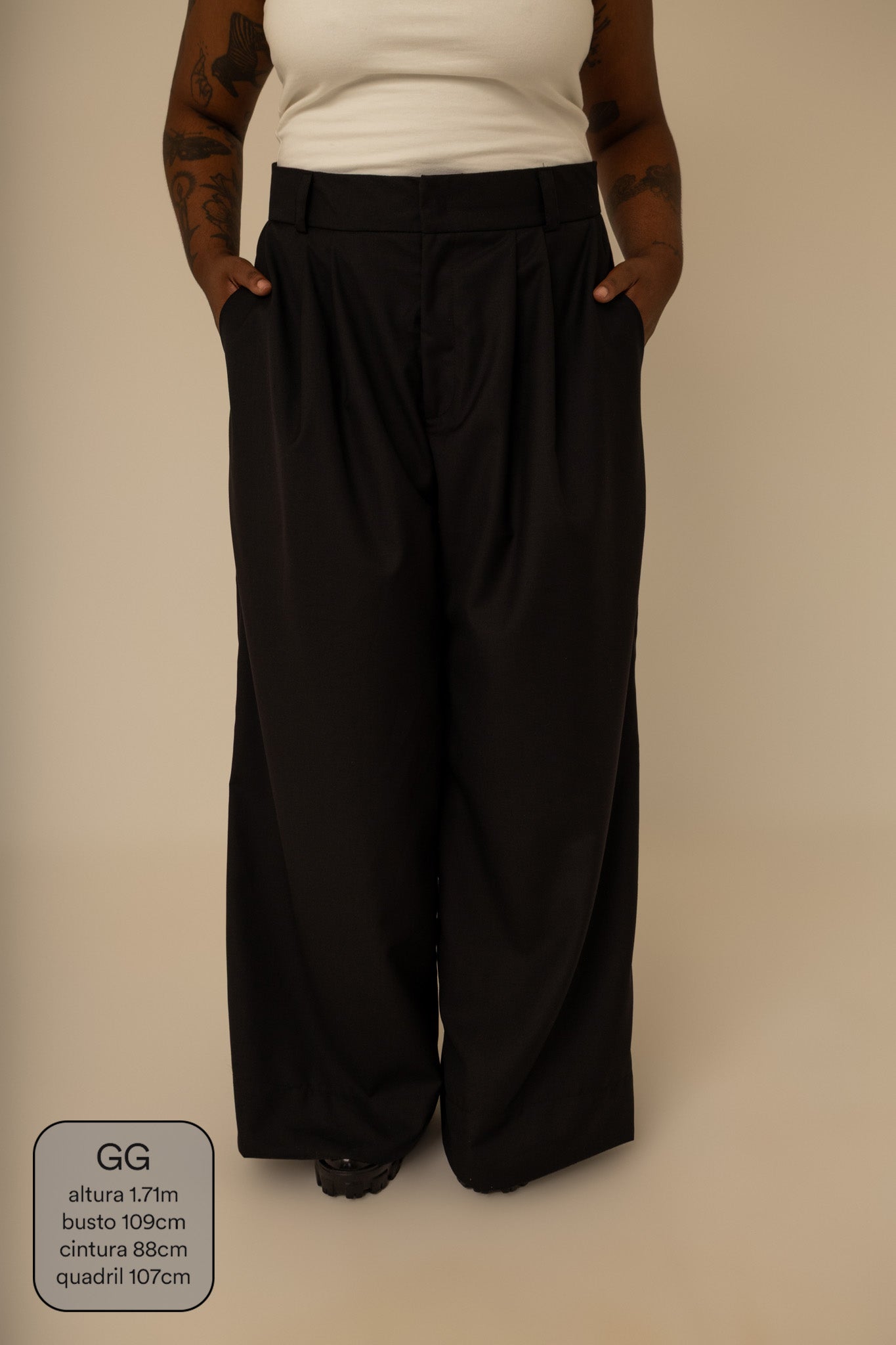 calça alfaiataria ajustável chefa