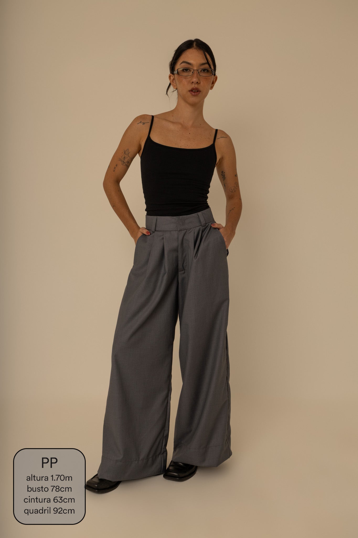 calça alfaiataria ajustável chefa