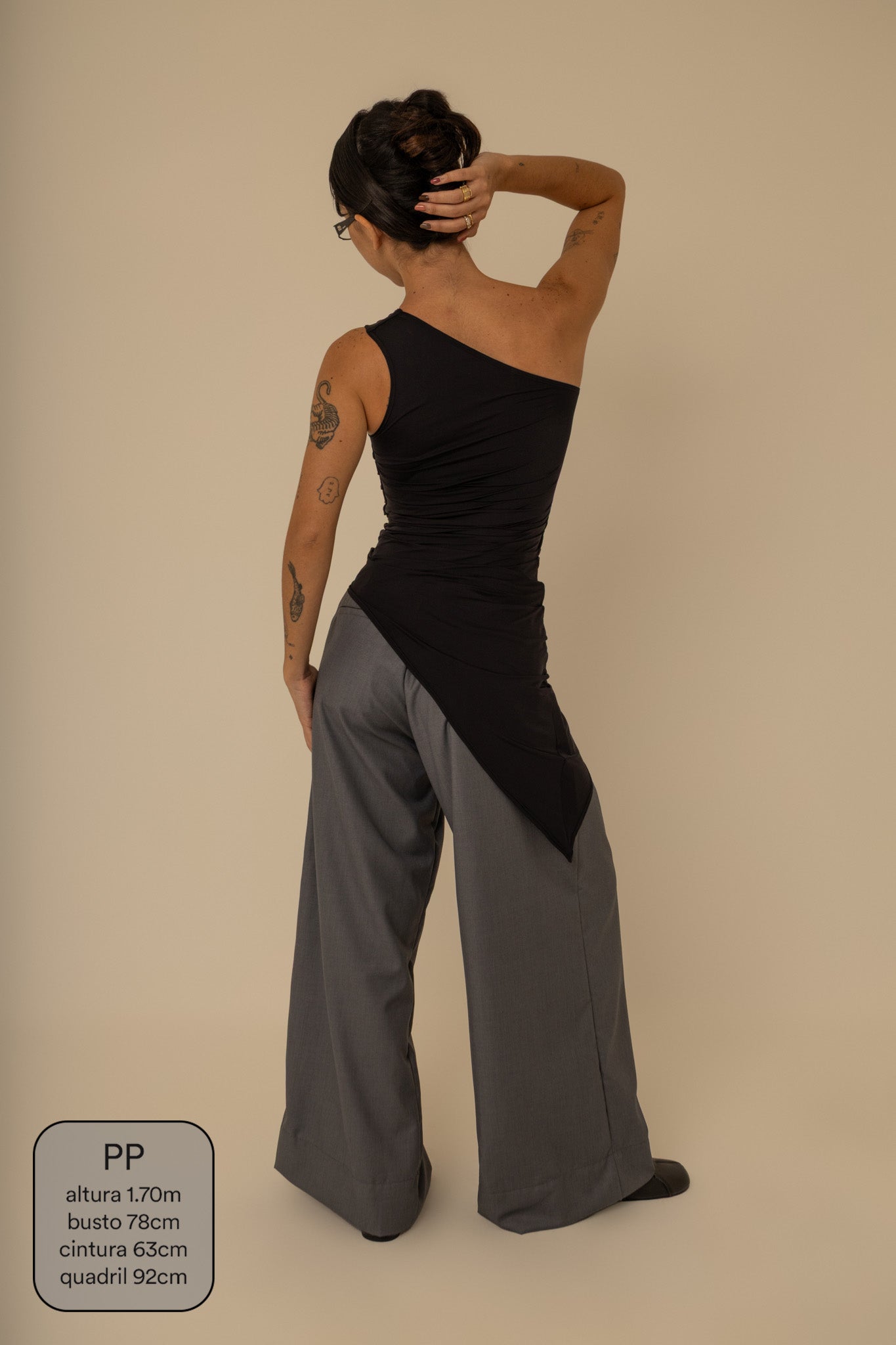 blusa assimétrica longa chefa