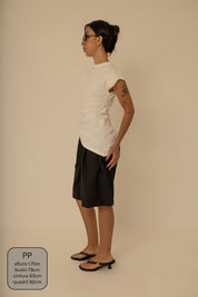 blusa assimétrica manguinha chefa
