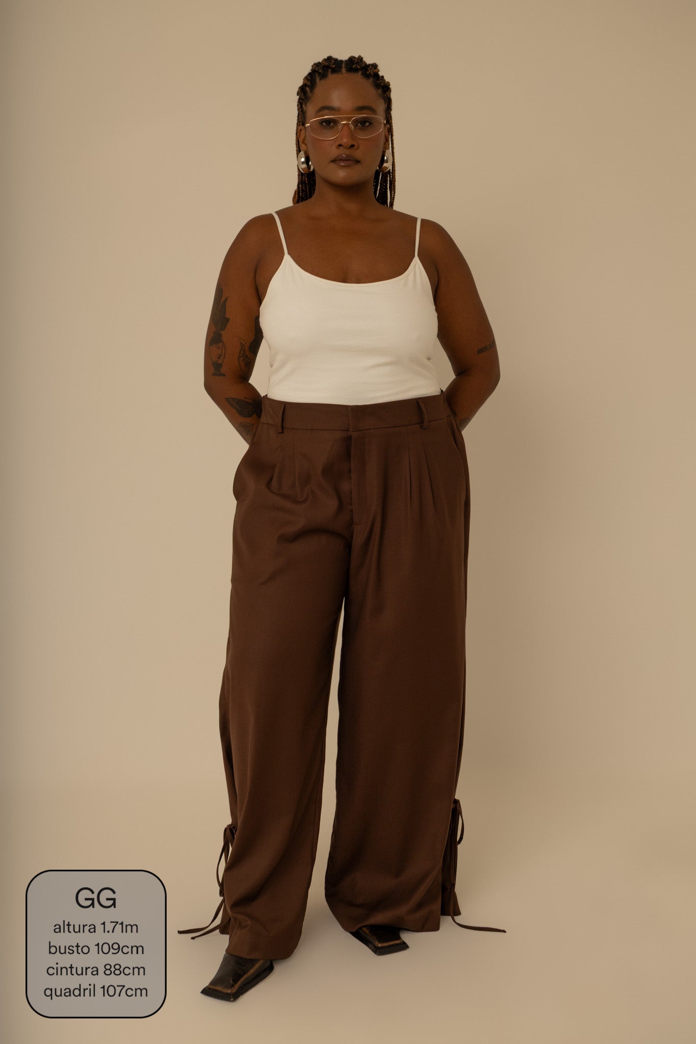 calça laço | calça alfaiataria com amarração na barra