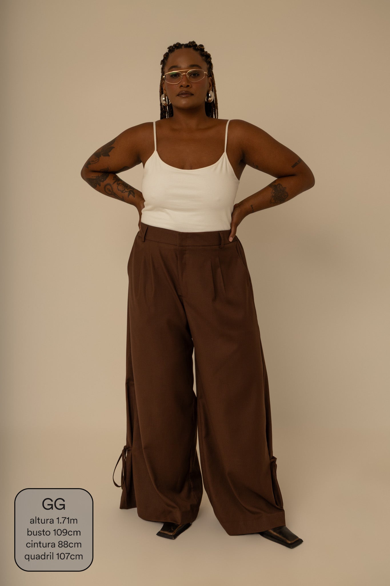 calça laço | calça alfaiataria com amarração na barra
