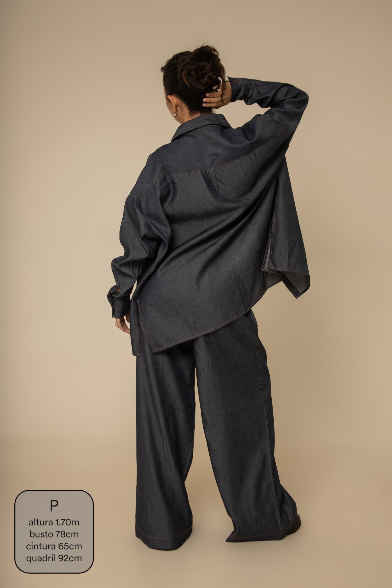 camisa jeans levinha oversized