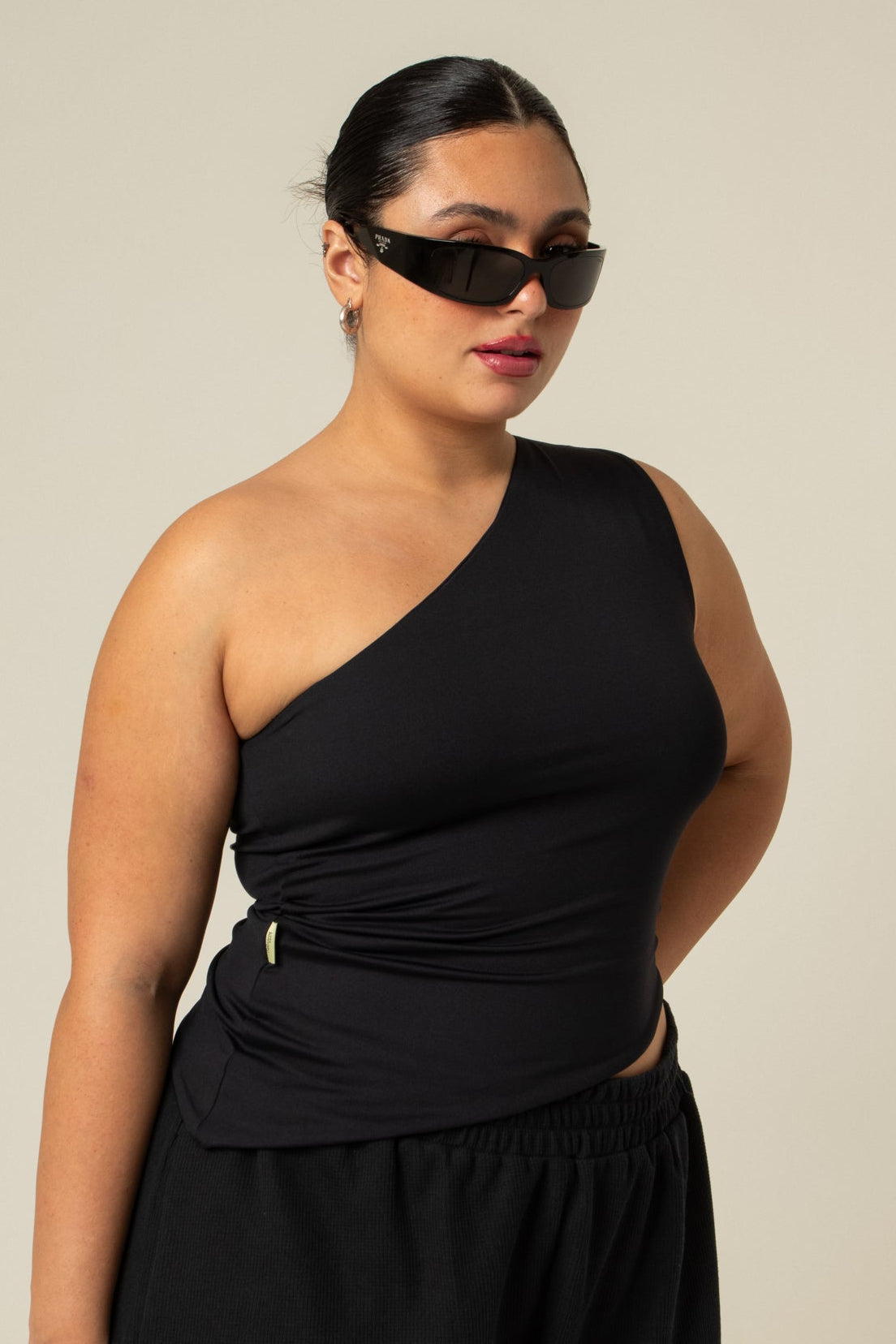 blusa assimétrica desejo clássica