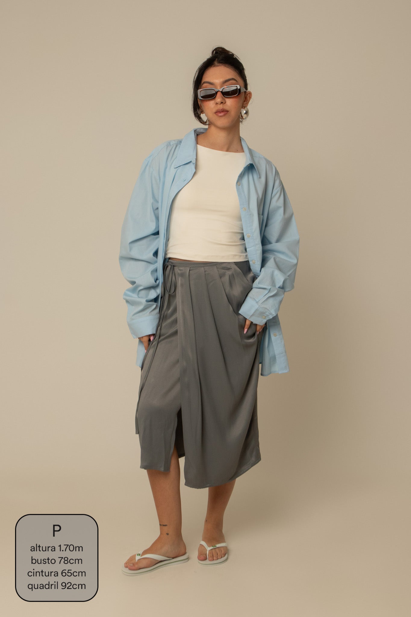 saia midi envelope com bolsos