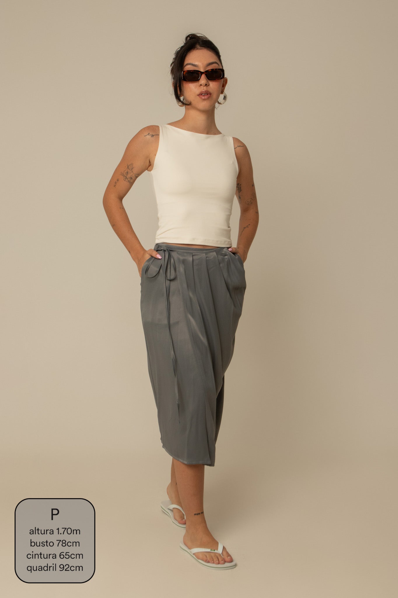 saia midi envelope com bolsos