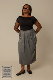 saia midi envelope com bolsos
