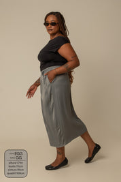 saia midi envelope com bolsos
