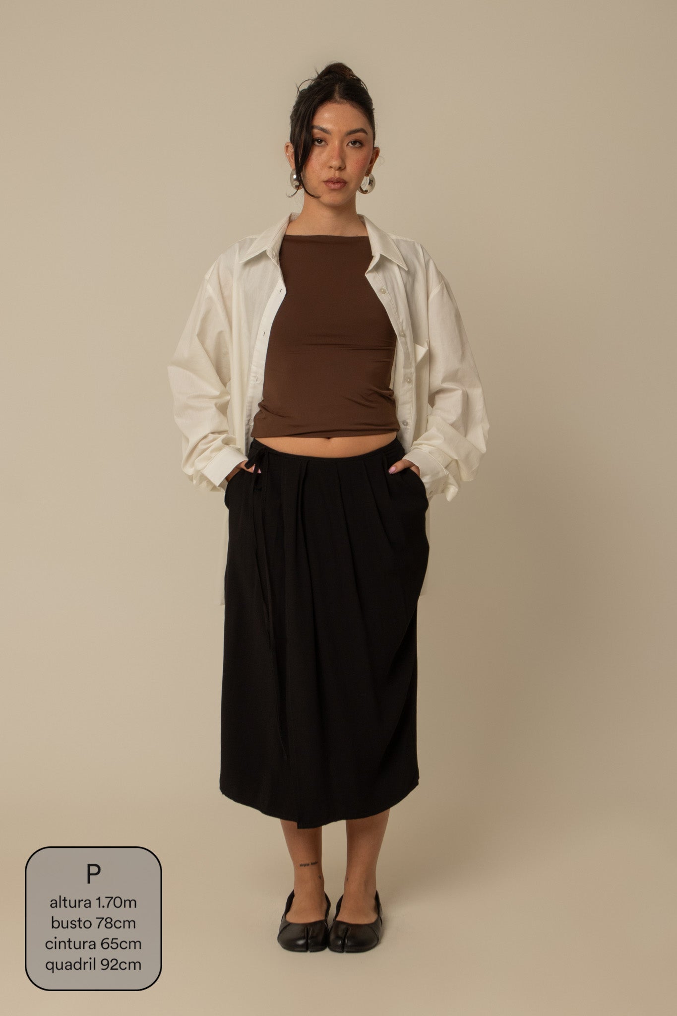 saia midi envelope com bolsos